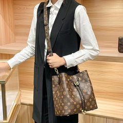 Brand women's bucket bag, women's 2025 new designer, high-end and fashionable popular single shoulder crossbody bag