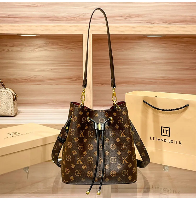 Brand women's bucket bag, women's 2025 new designer, high-end and fashionable popular single shoulder crossbody bag