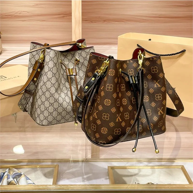 Brand women's bucket bag, women's 2025 new designer, high-end and fashionable popular single shoulder crossbody bag