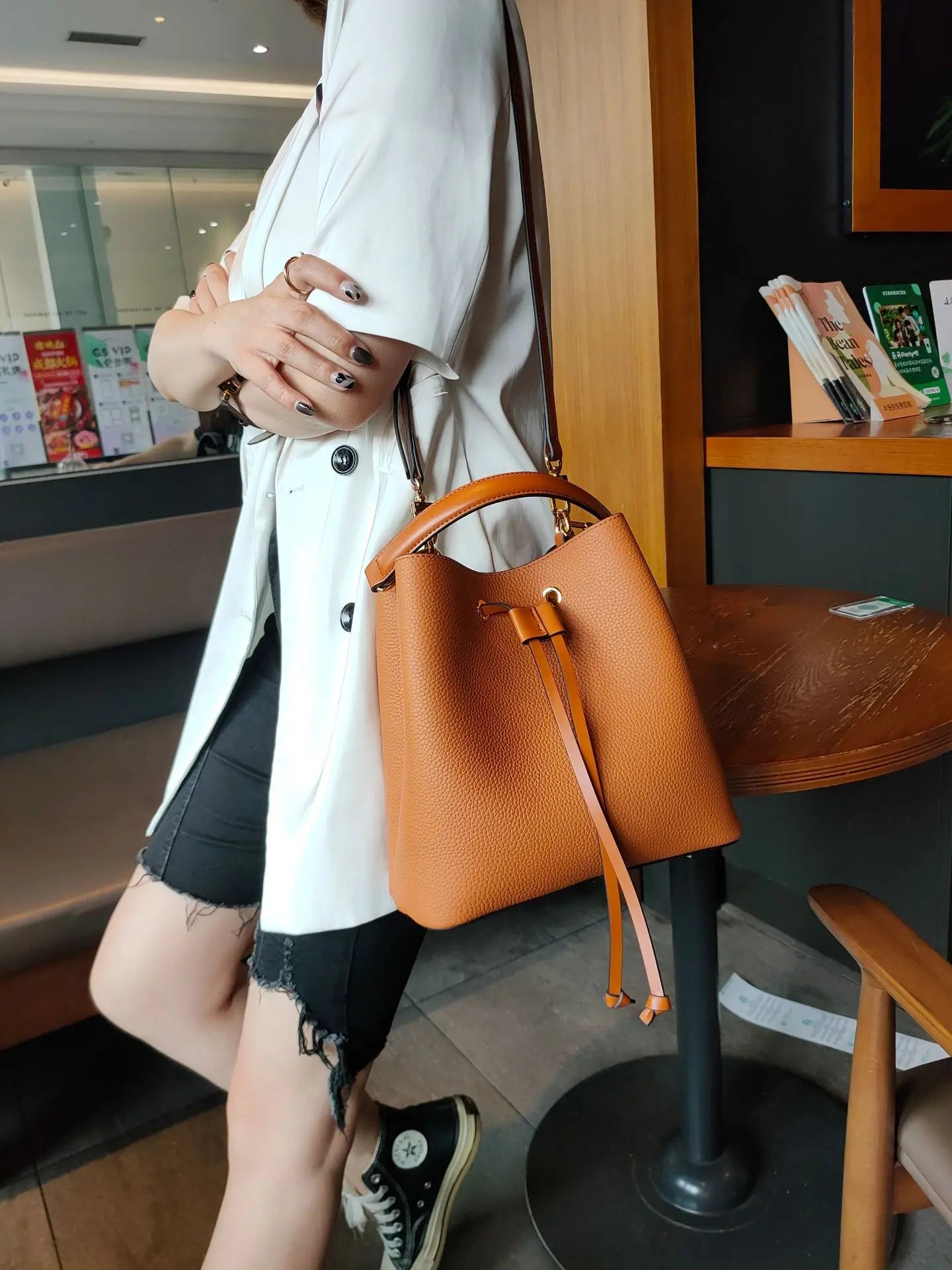 Genuine Leather Bag women new trendy retro simple large-capacity bucket bag fashion shoulder messenger bag Blue