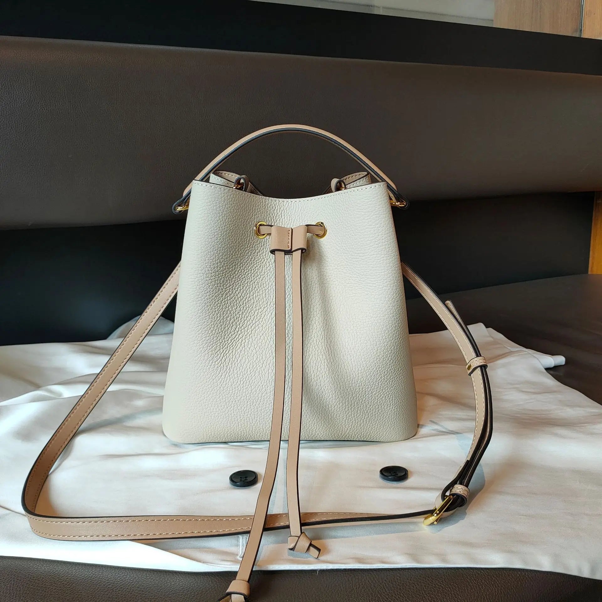 Genuine Leather Bag women new trendy retro simple large-capacity bucket bag fashion shoulder messenger bag Blue