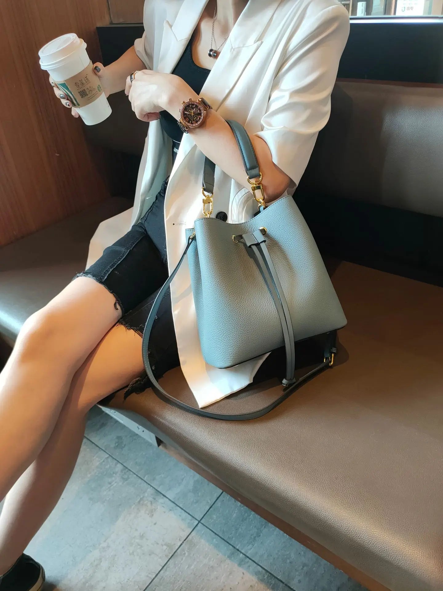 Genuine Leather Bag women new trendy retro simple large-capacity bucket bag fashion shoulder messenger bag Blue